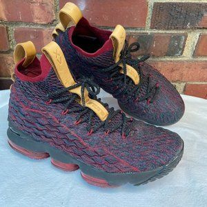 Nike | LeBron 15 ‘New Heights’ (897648-300)